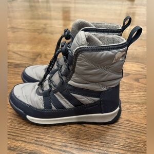 SOREL Kids Winter Snow Boots Youth 2 Gray Navy Faux Fur Lined